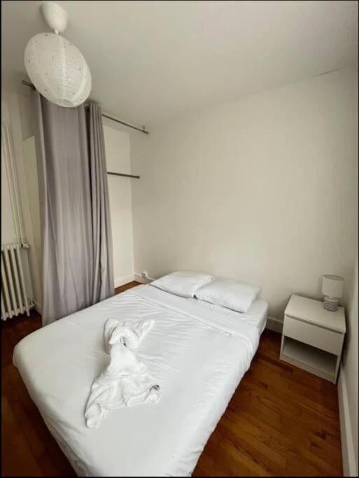 Los Angeles - Grand Appartement Reims Exterior foto